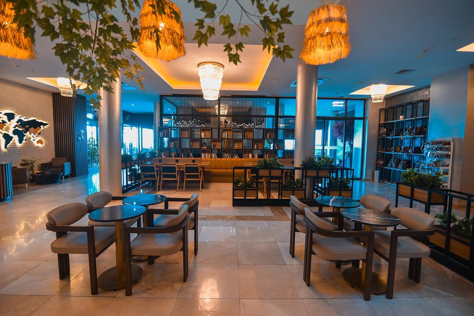 Royal Comfort Hotel Araklı Eksteriør bilde