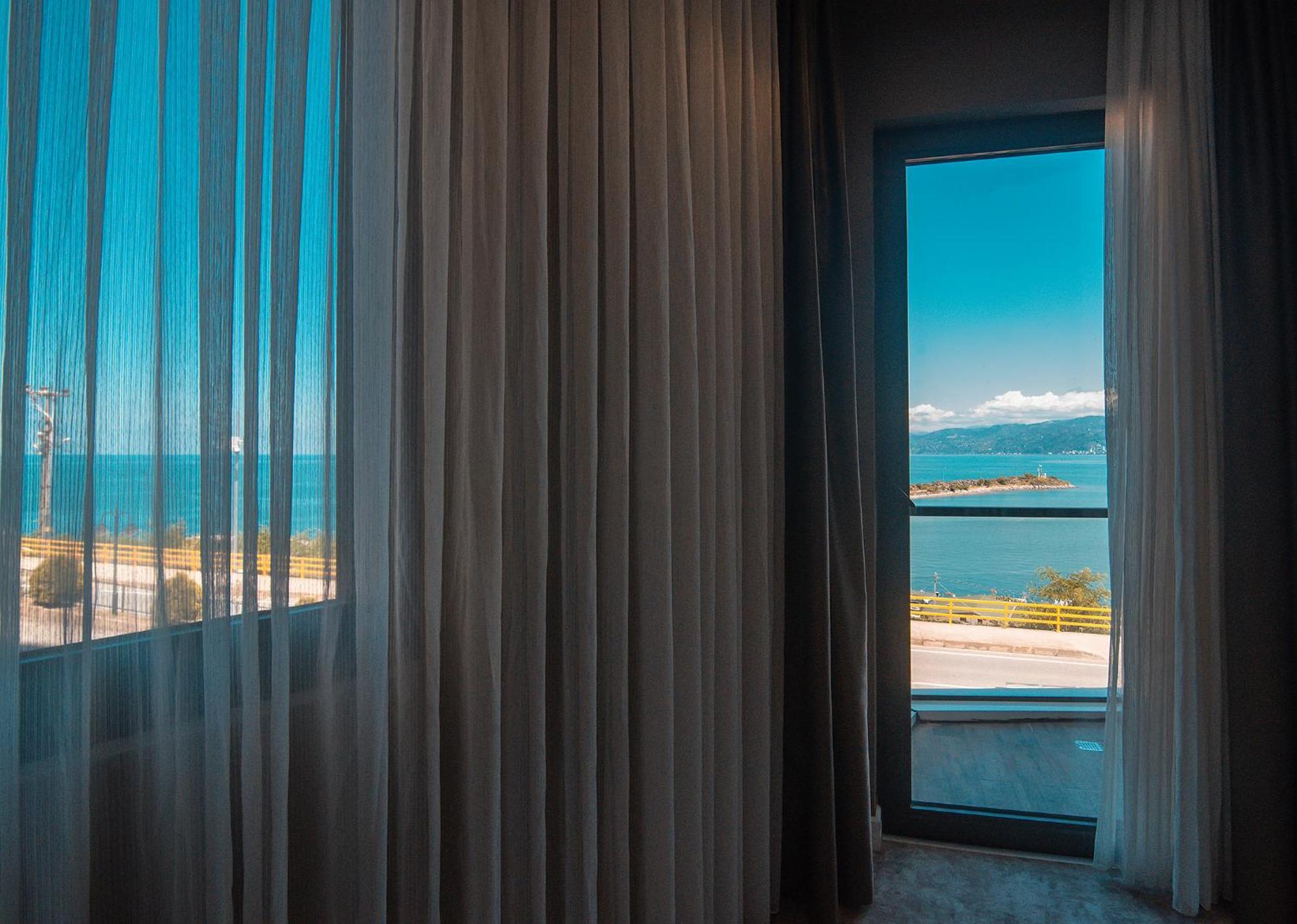Royal Comfort Hotel Araklı Eksteriør bilde